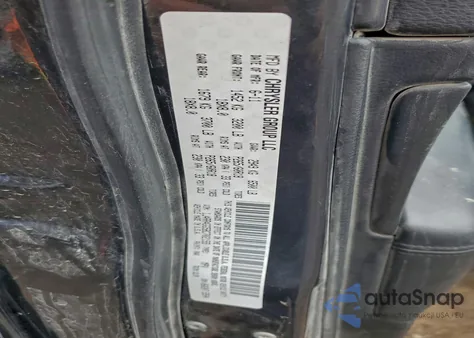 2011 Jeep Grand Cherokee Laredo from USA, damaged, VIN 1J4RR4GG5BC702155